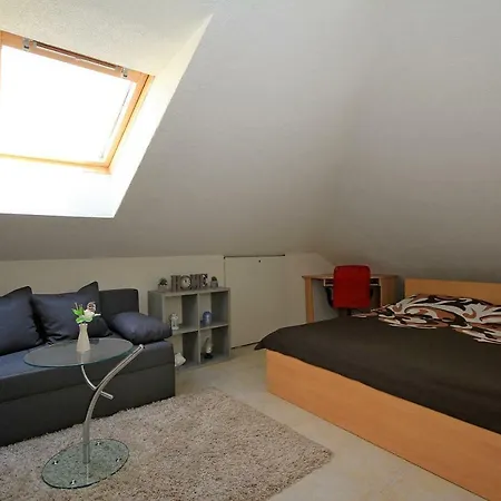 Ivana * 马卡尔斯卡